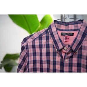 Banana Republic men’s large slim fit plaid dress shirt